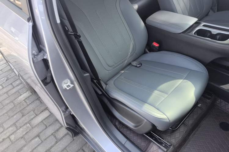 Used Geely Galaxy Geome 2026 Model 310km Youth Edition Right Front Seat