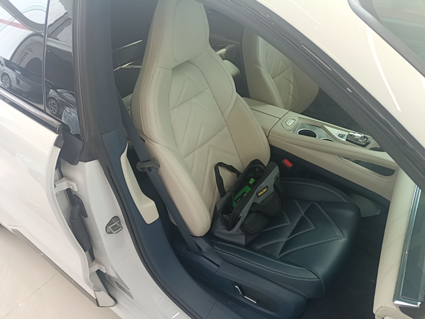 Zeekr 001 2023 WE Edition 86 kWh — снимка 19