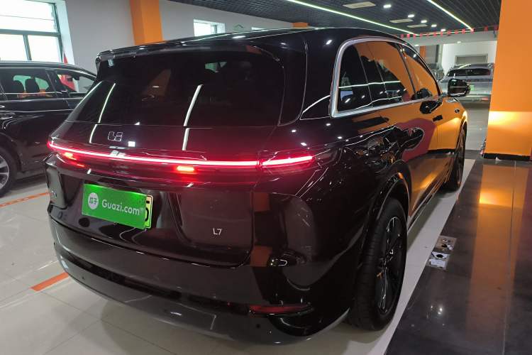 Used Li Auto L7 2024 Pro Model Rear Right 45 Deg