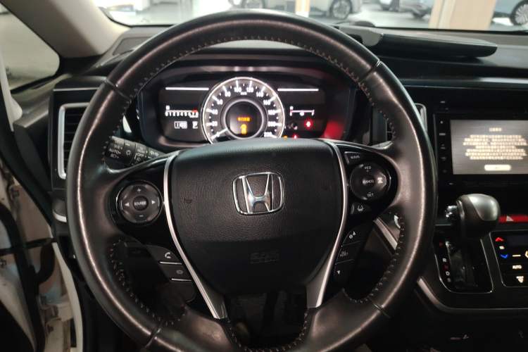 Used Honda Elysion 2016 2.4L Supreme Edition