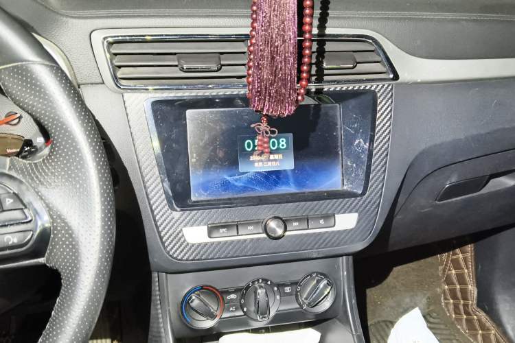 Used MG ZS 2018 1.5L Automatic Luxury Edition China V Standard
