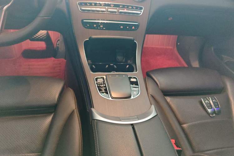 Used Mercedes-Benz GLC 2021 GLC 300 L 4MATIC Dynamic Model Gear Lever