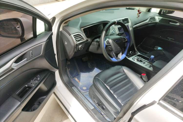 Used Ford Mondeo 2020 EcoBoost 180 Stylish Model Driver Seat