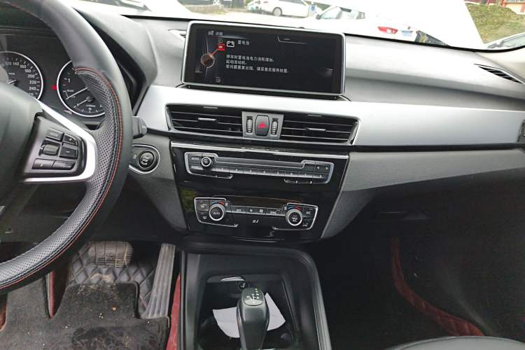 Used BMW X1 2018 sDrive20Li Leading Model
