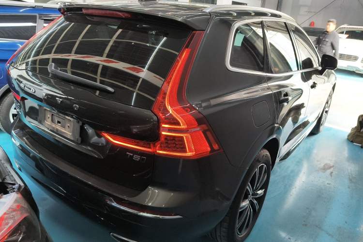 Used Volvo XC60 2021 T5 4x4 Smart Luxury Edition