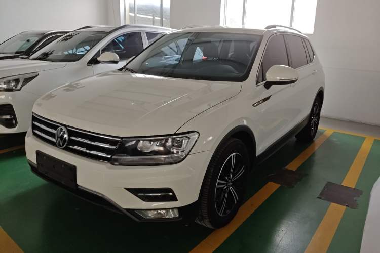 Used Volkswagen Tiguan L 2021 330TSI Automatic Two-Wheel Drive Smart Edition