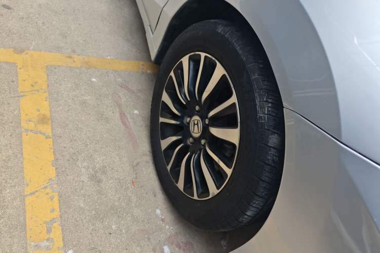 Used Honda Crider 2013 1.8L automatic comfort version