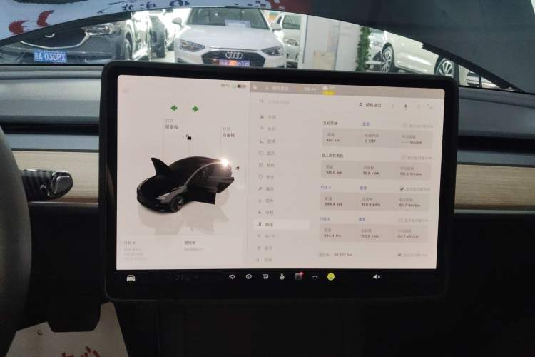 Used Tesla Model 3 2022 Rear-Wheel-Drive Version Audio And AC Panel