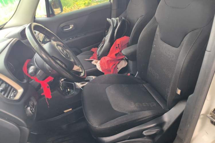 Used Jeep Renegade 2017 180TS Automatic Four-Wheel Drive Superior Edition