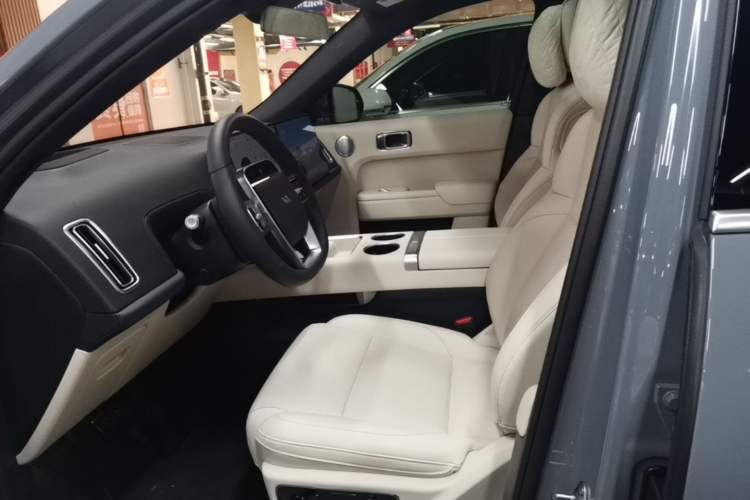 Used Li Auto L7 2025 Max Smart Refresh Edition
