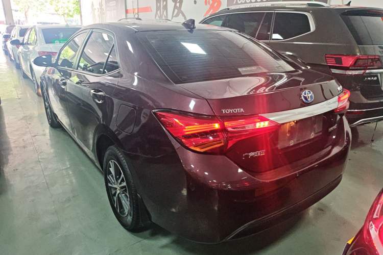 Used Toyota Levin 2016 Dual-Engine 1.8H GS E-CVT Elite Model with Sunroof Rear Left 45 Deg