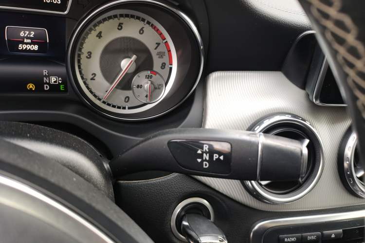 Used Mercedes-Benz GLA 2015 GLA 220 4MATIC Fashion Model