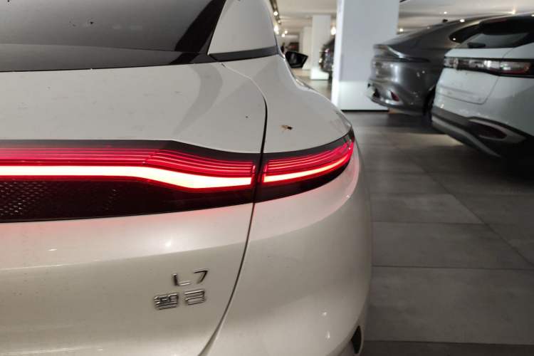 Used IM L7 2022 Dynamic Model
