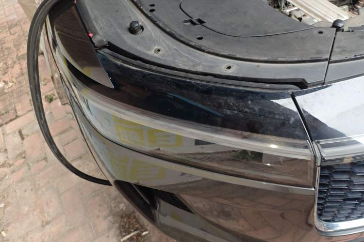 Used Li Auto ONE 2020 Extended-Range 6-Seater Version Right Front Headlight