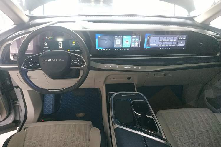 Used SAIC MAXUS G90 2022 2.0T Xingyun Seven-Seater Version Center Console