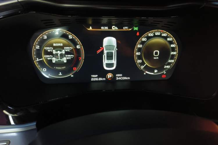 Used Geely Auto Monjaro S 2021 2.0TD Automatic Two-Wheel Drive Lightning Edition Odometer Close Up