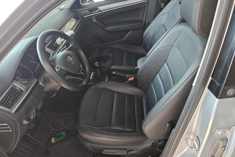 Used Volkswagen Bora 2016 1.6L Manual Comfort Model