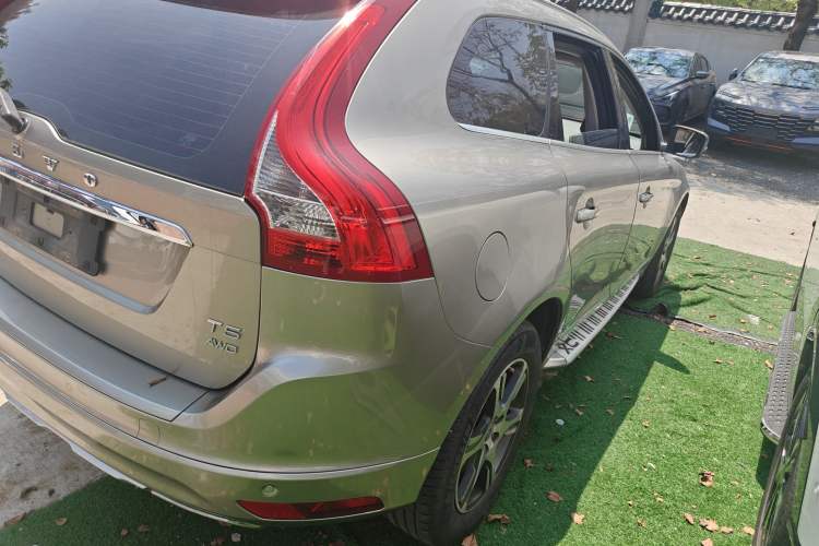 Used Volvo XC60 2015 T5 AWD Zhiyuan Edition
