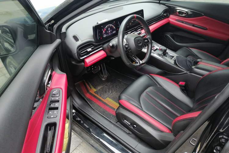 Used GAC Trumpchi EMPOW 2022 270T DCT J16 R-Style Track Edition Driver Seat