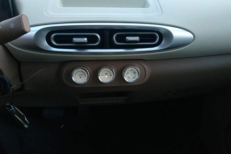 Used Wuling Hongguang MINIEV 2025 Four-Door Version Advanced Edition