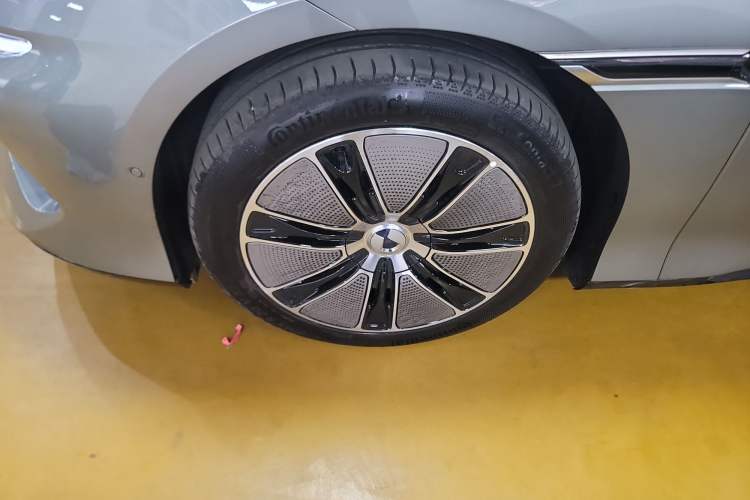 Used Denza Z9GT 2024 1100 Four-Wheel Drive Max Edition
