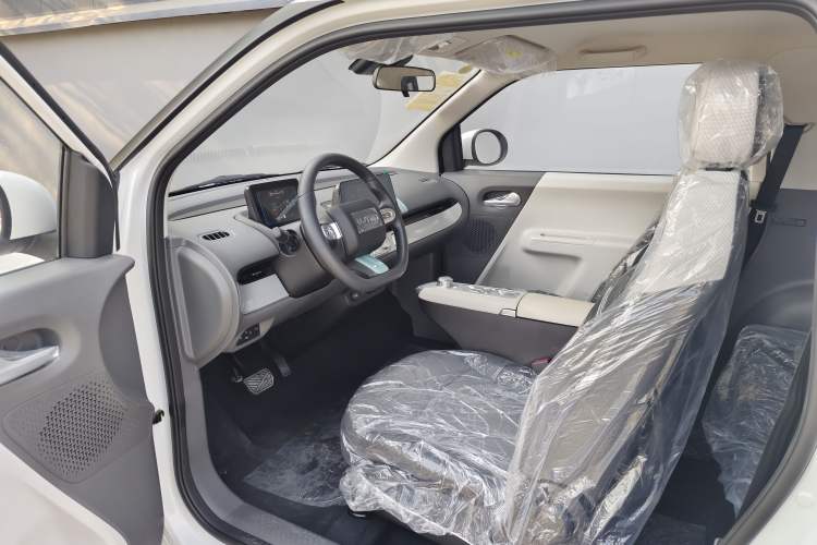 Used Changan Lumin 2025 205 km Xiangqin Version