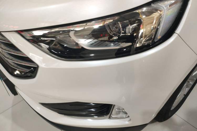 Used Ford Edge 2020 EcoBoost 245 Two-Wheel-Drive Titanium 5-Seater