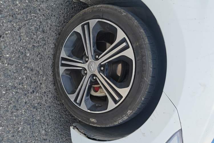 Used Hyundai Elantra (6th Generation / Lingdong) 2018 1.4T Dual-Clutch Xuan Dong · Dynamic Edition Right Front Wheel Hub