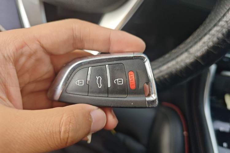 Used CHANGAN CS75 2018 280T Automatic Smart Edition China V-standard Vehicle Key