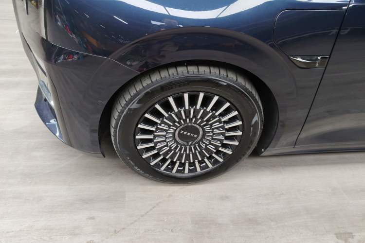 Used Zeekr 009 2022 WE Edition