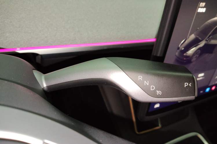 Used Tesla Model Y 2024 Rear-Wheel-Drive Version
