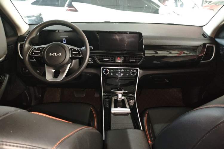 Used Kia Seltos 2023 1.5L CVT Luxury Edition
