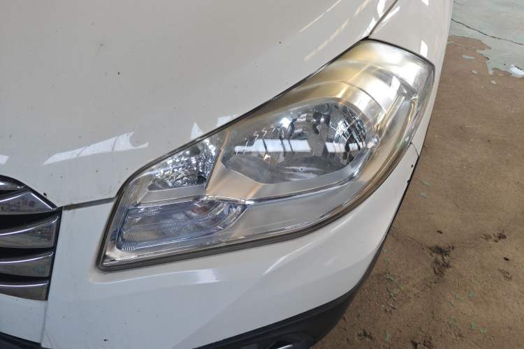 Used Suzuki S-Cross 2014 1.6L Manual Two-Wheel Drive Entry Model