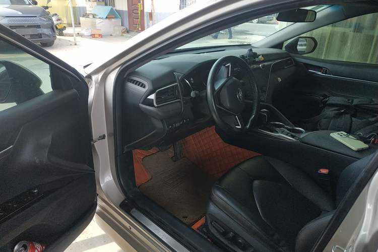 Used Toyota Camry 2019 2.0G Luxury Edition China VI Standard