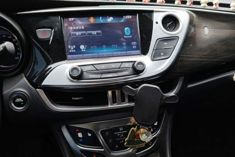 Used Buick Envision 2018 20T Two-Wheel-Drive Elite Model