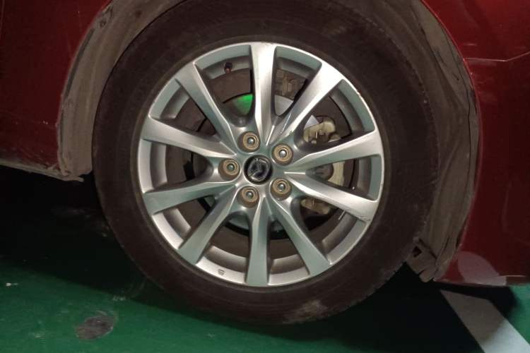 Used Mazda Atenza 2014 2.0L Blue Sky Luxury Edition