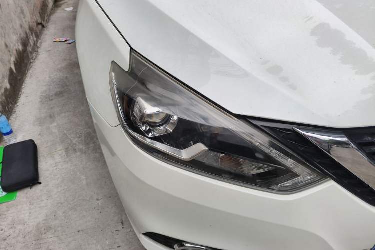 Used Nissan Sylphy 2018 1.6XV CVT Deluxe Edition Right Front Headlight