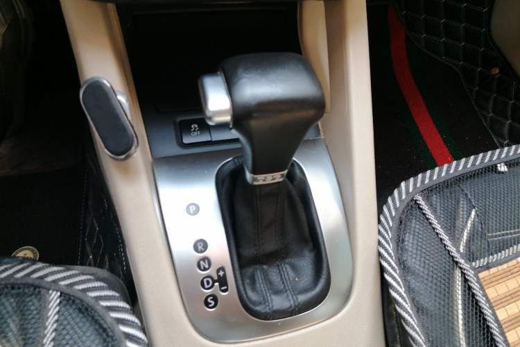 Used Volkswagen Sagitar 2010 1.4 TSI Automatic Luxury Model
