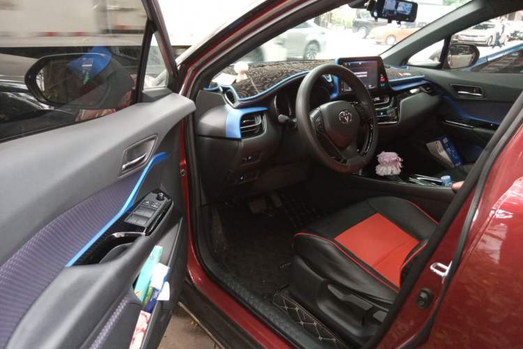 Used Toyota IZOA 2018 2.0L Yichi Version China VI Standard Driver Seat