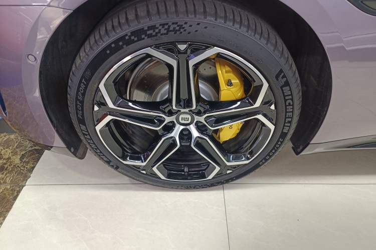 Used Xiaomi Auto SU7 2024 Rear-Drive Ultra-Long Range Advanced Pro-Level Intelligent Driving Version