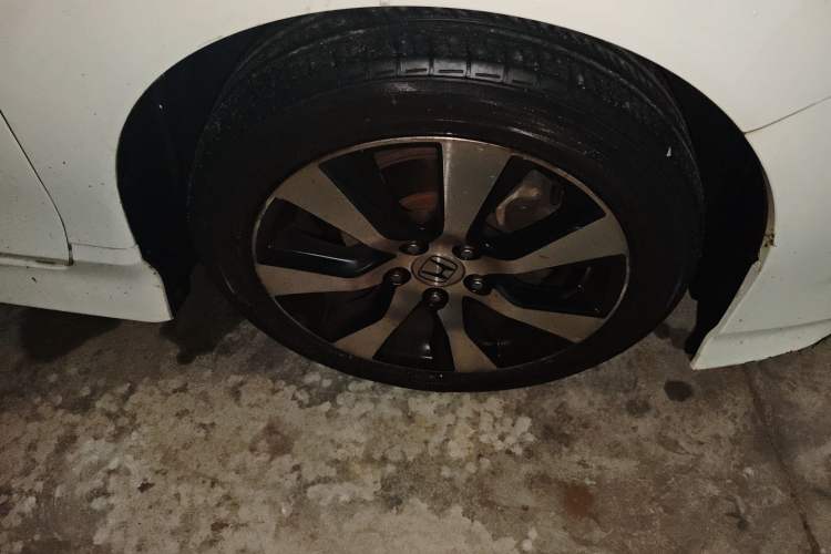 Used Honda Jade 2013 1.8L CVT Luxury Edition 5 seats