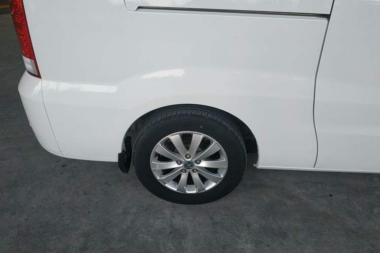 Used JAC Refine M5 2017 2.0T Gasoline Dual-Clutch Executive Version