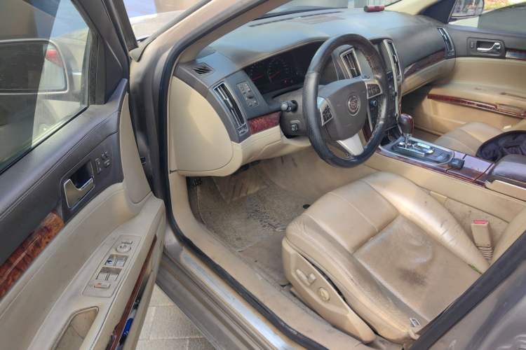 Used Cadillac SLS Seville 2011 2.0T Luxury Edition