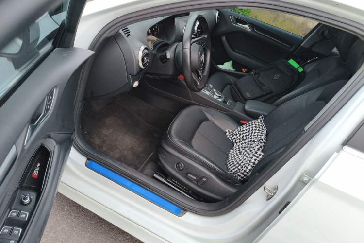 Used Audi A3 2019 Limousine 35 TFSI Fashion Edition China VI Emission Standard