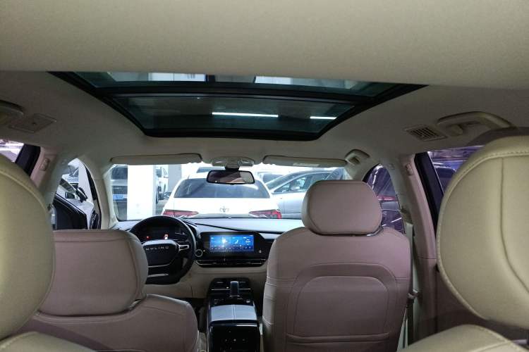 Used Wuling Victory 2020 1.5T CVT Flagship Edition Headliner