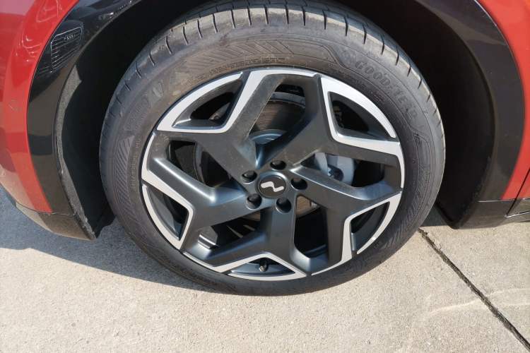 Used ONVO L60 2024 60 kWh Rear-Drive Version