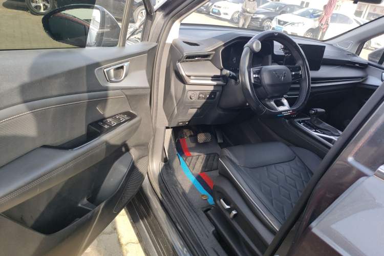 Used Wuling Jiachen 2022 1.5T CVT Deluxe Flagship Edition
