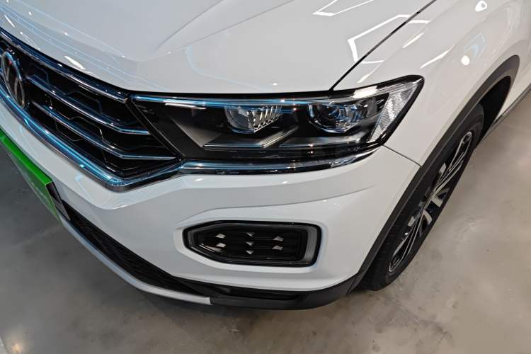 Used Volkswagen T-ROC 2021 280TSI DSG Two-Wheel Drive Comfort Connect Edition
