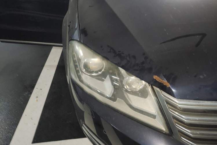 Used Volkswagen Magotan 2012 1.8TSI Luxury Model Right Front Headlight