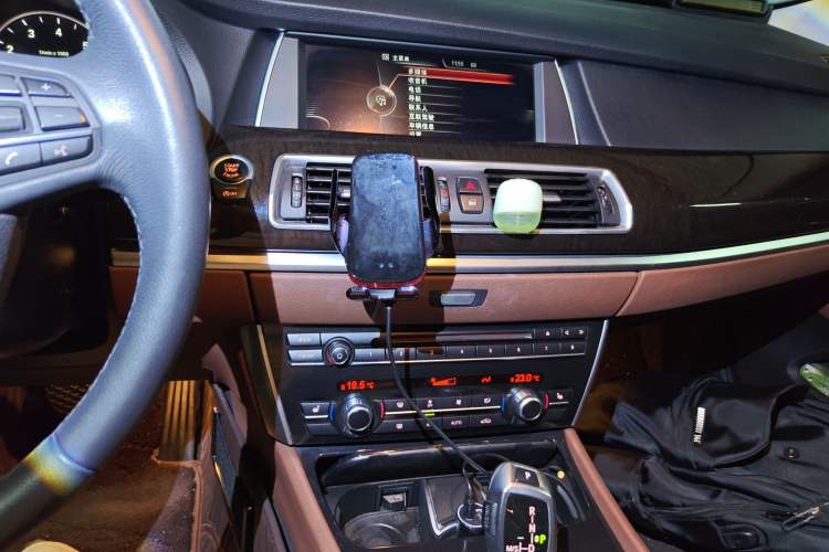 Used BMW 5 Series GT 2015 528i Leading Model Audio And AC Panel